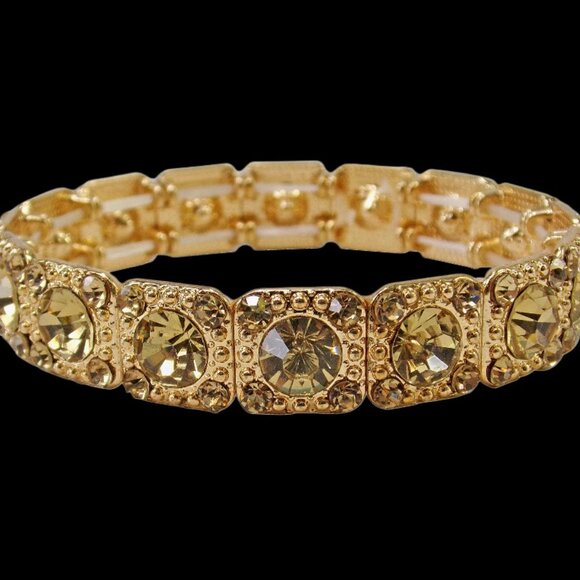 Crystal stretch bracelet with golden topaz crystals and textured bead trim - Picture 3 of 7